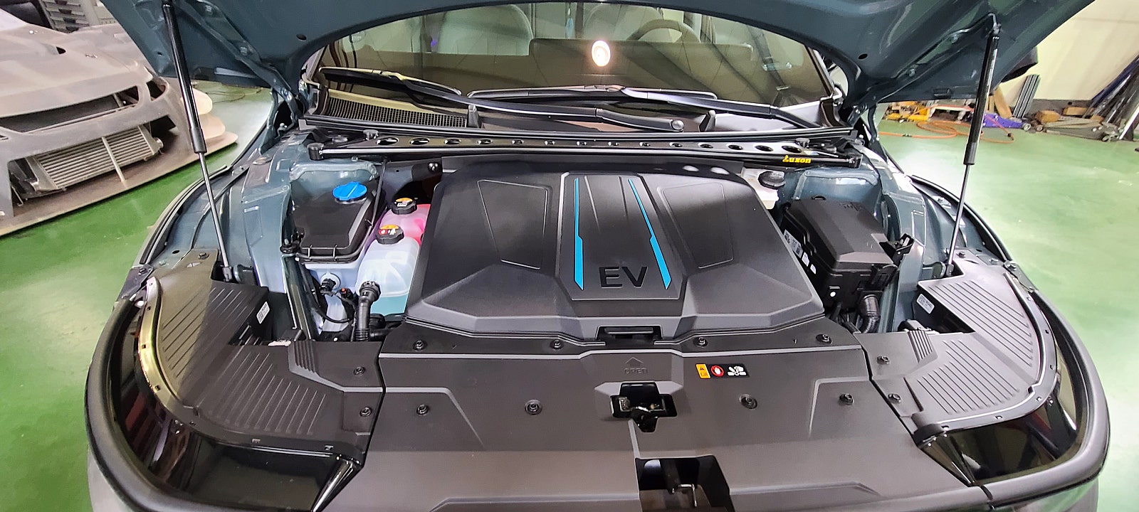 IONIQ 5 LUXON STB_a